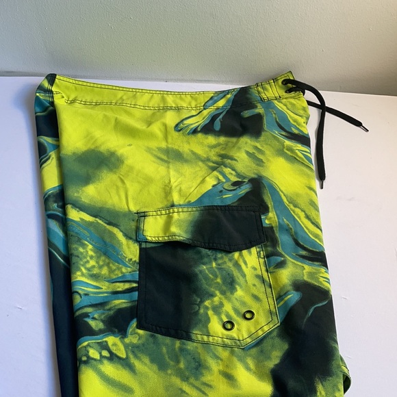 Neon Hurley Swim Shorts Size 34 Unlined - Picture 5 of 6